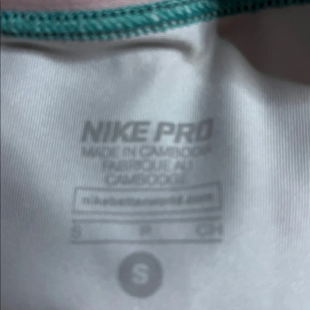 Nike Pro Capri Leggings